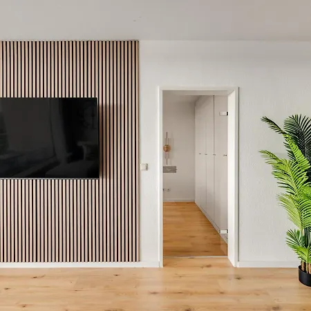 Apartment Beyond Living Horizon *